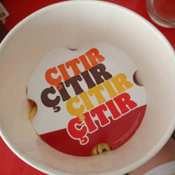 Burger King Yarım Kova Patates Hayal Kırıklığı