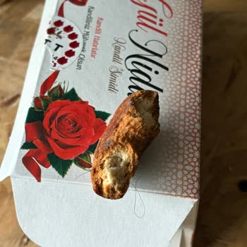 Gül Nida Kandil Simidi Kıl Çıktı