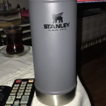 Defective Stanley Thermos Replacement Delay