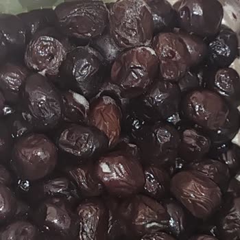 Tukaş Zeytin Kapalı Kutu Küflenmiş