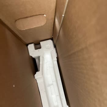 Media Markt Kırık TV Değişimini Ret Etmiştir.