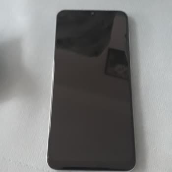 EasyCep Beklentiler Yarı Yolda Kaldı: Yeni Telefon Hayal Kırıklığı