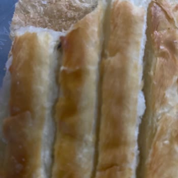 Nimet Gıda Marketten Alınan Katmer Ürününde Böcek Bulunması