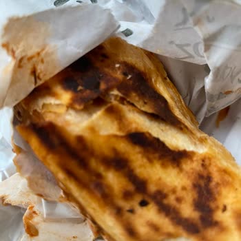 Maydonoz Döner Yanık Dürüm Döner!