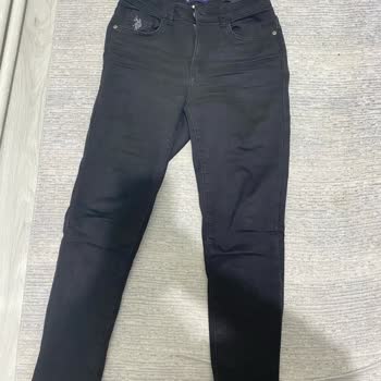 U.S. Polo Assn. Öğretmenler Günü Hüsranı: Solan Siyah Pantolon