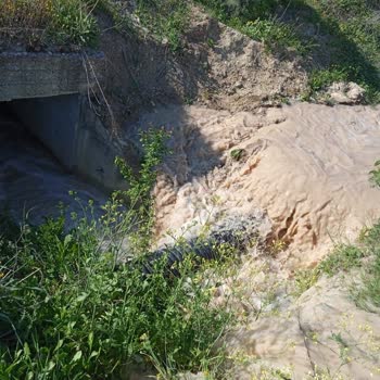 DSİ (Devlet Su İşleri) Su Kanalını Tahliye