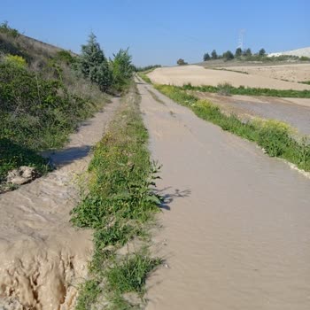 DSİ (Devlet Su İşleri) Su Kanalını Tahliye