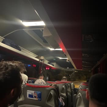 Kamil Koç Bir Buçuk Saat Bekletti