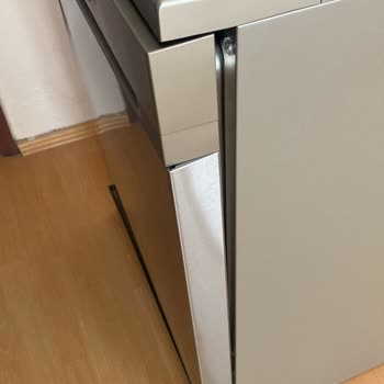 Samsung Hasarlı Ürün Teslim Etti. Değişim Yapmıyor.