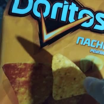 Doritos Cipsin İçinden Kıl Çıktı