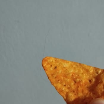 Doritos Cipsin İçinden Kıl Çıktı