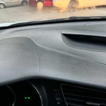 2012 Kia Ceed Torpido Çatlağı Sorunu