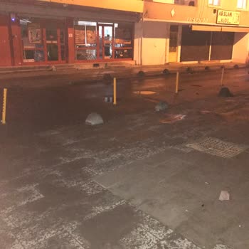 İBB - İstanbul Büyükşehir Belediyesi Kamuya Açık Alan İşgali