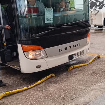Metro Turizm Geç Geldi Ve Eski Pis