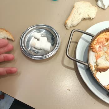 Köfteci Yusuf Çayın Yanında Verilen 2. El Şeker