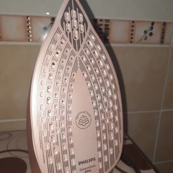 PHILIPS Ev Aletleri 1 Senede 2 Kez Bozulan Philips Azur 8000 Buharlı Ütü