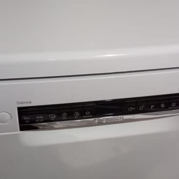 Teknosa Bosch Bulaşık Makinesi Hasarlı Ürün