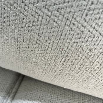 İstikbal Kumaşta Tüylenme Var