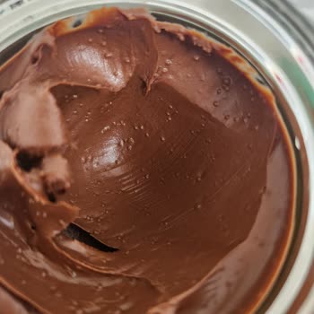 Nutella Ürün İçinde Tomurcuklar