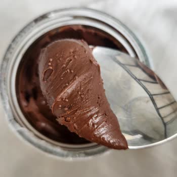 Nutella Ürün İçinde Tomurcuklar