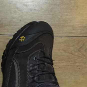 Jack Wolfskin Bot Taban Malzeme Hatası.