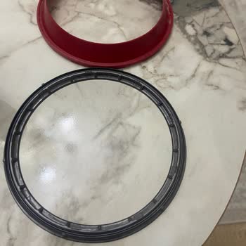 Dyson Toz Torbasının Lastiği Çıktı