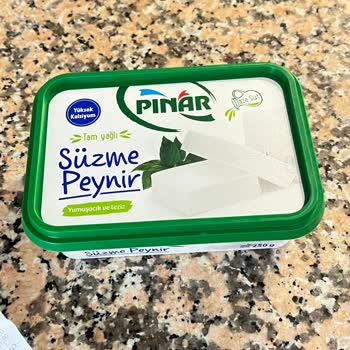 Pınar Et ve Süt Marketten Alınan Süzme Peynirde Küf Sorunu