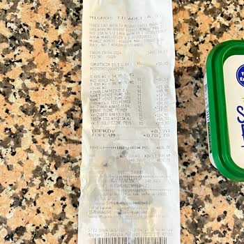 Pınar Et ve Süt Marketten Alınan Süzme Peynirde Küf Sorunu