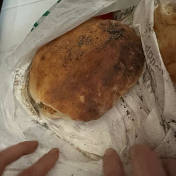 Hot Döner Pişmemiş Dönerler Deri Çıkan Dönerler