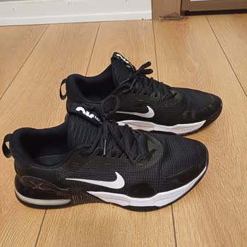 FLO Ayakkabıdan Aldığım Nike Ayakkabının Yürürken Gıcırdaması