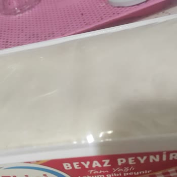 Ekici Peynir Ekici 1000 Gr Beyaz Peynir Paketi 2. Defa Şişti.