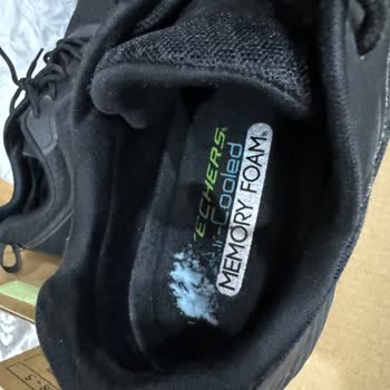 Sketchers Ayakkabıda Garantisi Hatalı Üretim Kabul Etmedi Mağdur Etti.
