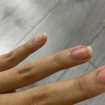 Pastel Kozmetik Pastel Marka Oje Tırnaklarımı 2 Günde Sararttı