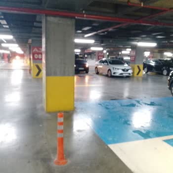 212 AVM Otopark Yerine Boş Varken