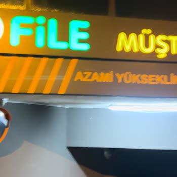 Üsküdar File Market Otoparkında Aracım Kaldı, Yardım Edilmedi!