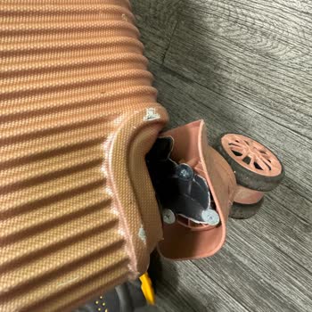 Havaş Moskova'dan İstanbul'a Hasarlı Bagaj Telaşı