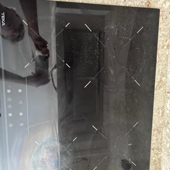 Teka Marka Ocağımın Camı Patladı