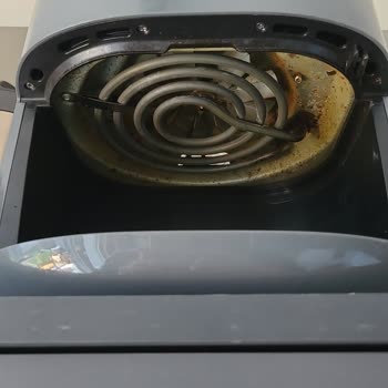 PHILIPS Ev Aletleri Philips HD9255/60 Rapid Air 5000 Airfryer 1 Sene Olmadan Paslandı