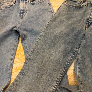 Mavi Jeans Ve İlgisizlik