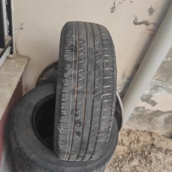 Petlas Otomobil Lastiğinin Yarılması