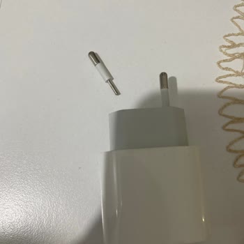 Vodafone Güvenliğimizi Tehlikeye Atan Şarj Aleti