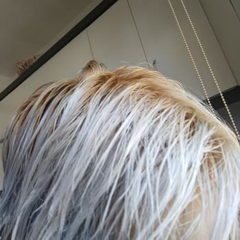 Garnier Boya Saçımı Mavi Yaptı