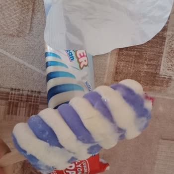 Algida Dondurmada Kıl Çıktı