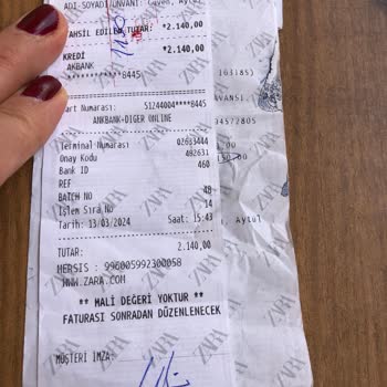 Zara Ürünün Ücret İadesi Yapılmadı Fişi Ve Etiketi Olduğu Halde