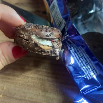 Ülker Kullanılmış Yenilmiş Gibi Paketleme!