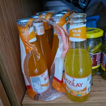 Kızılay Mandalinalı Maden Suyunun Rengi Neden Sarı?