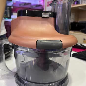 Çuhadaroğlu Dayanıklı Tüketim Malları Mağaza Çalışanı