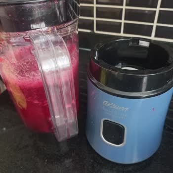 Arzum Shake'n Take Koku Duman Ve Kapakta Sızdırma Var