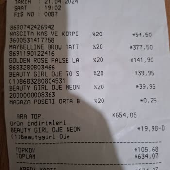 Maybelline New York Kaş Dövmesi Yeşil Yaptı