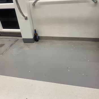 İzmir Büyükşehir Belediyesi Tramvayların Pis Olması